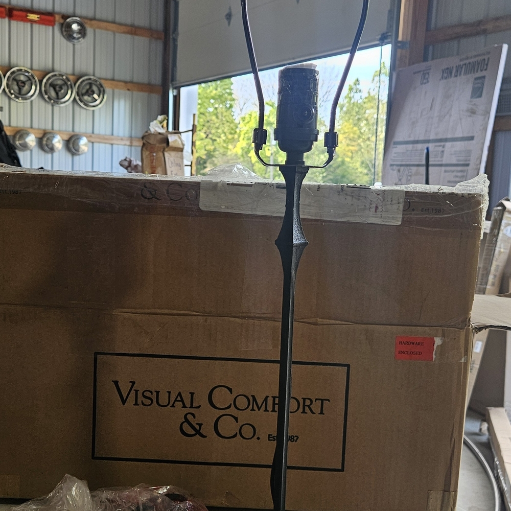 Visual COMFORT table Lamp